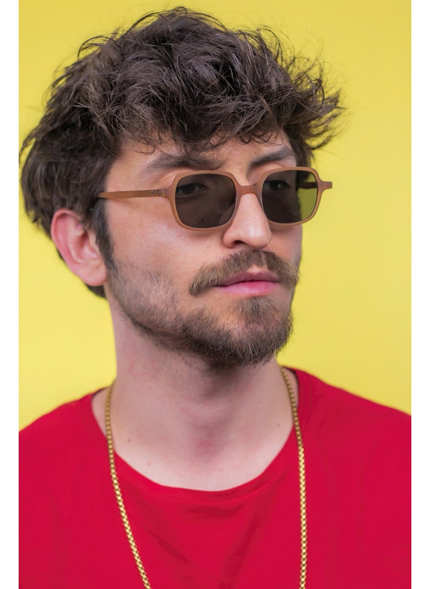 Focus On Arwen Matte Cream Sunglasses  - Image 4