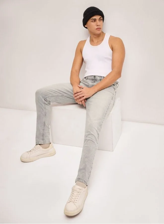 THE BEAR HOUSE Men's Light Grey Mid Rise Slim Fit Jean Classic Comfort With Modern Style, Perfect For Everyday Casual Looks And Effortless Streetwear Vibes