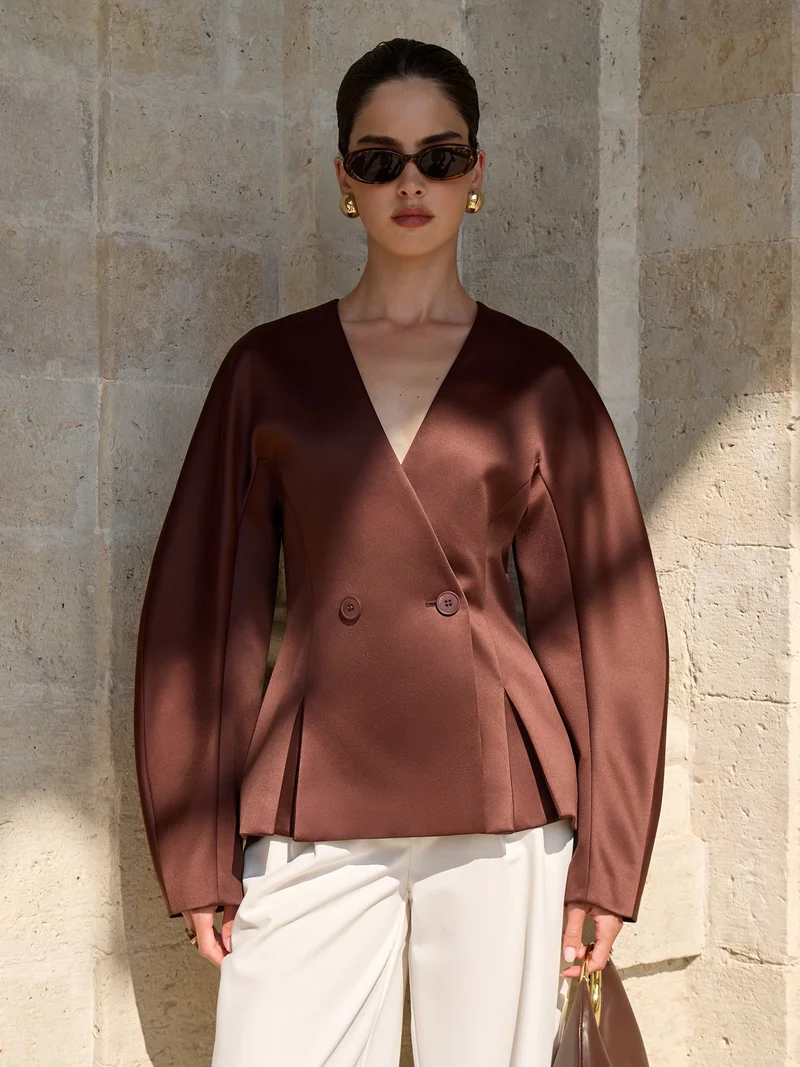 Lichi Jacket with voluminous sleeves and waist pleats