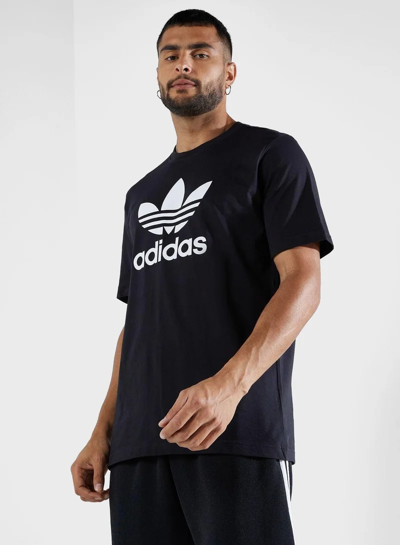 adidas تيشيرت تريفويل أسود للرجال من أوريجينالز
