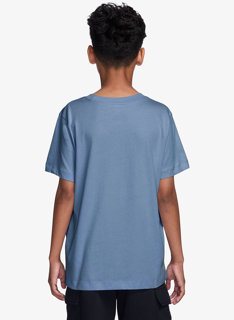 Nike Youth Nsw Futura T-Shirt - Image 2
