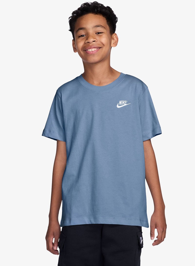 Nike Youth Nsw Futura T-Shirt - Image 1