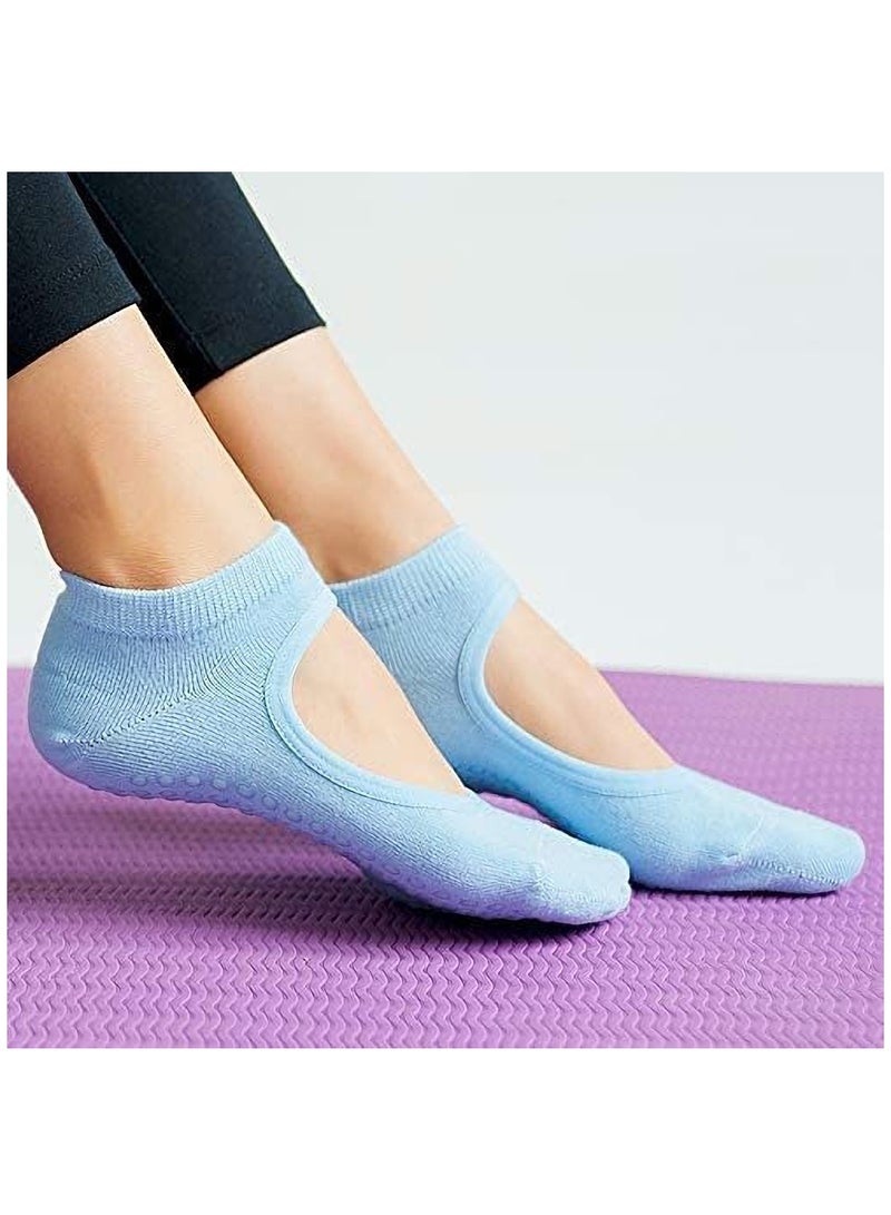 Ladies Anti-Slip Yoga and Pilates Socks, Professional Grip Socks for Dance and Fitness, Backless Design for Enhanced Stability and Performance. - Image 3