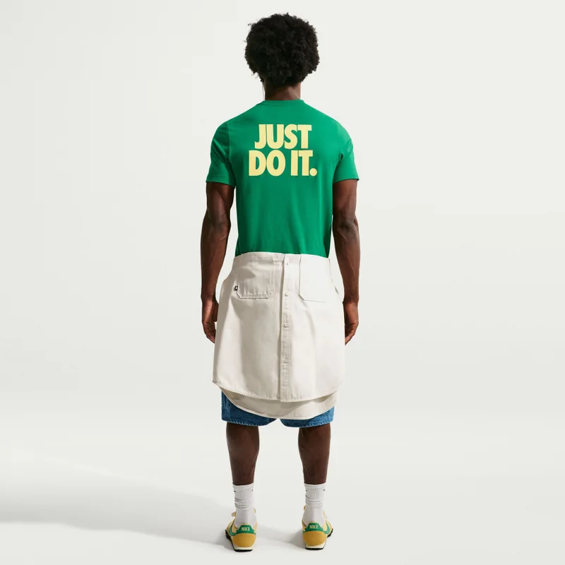 نايكي Men's Sportswear T-Shirt