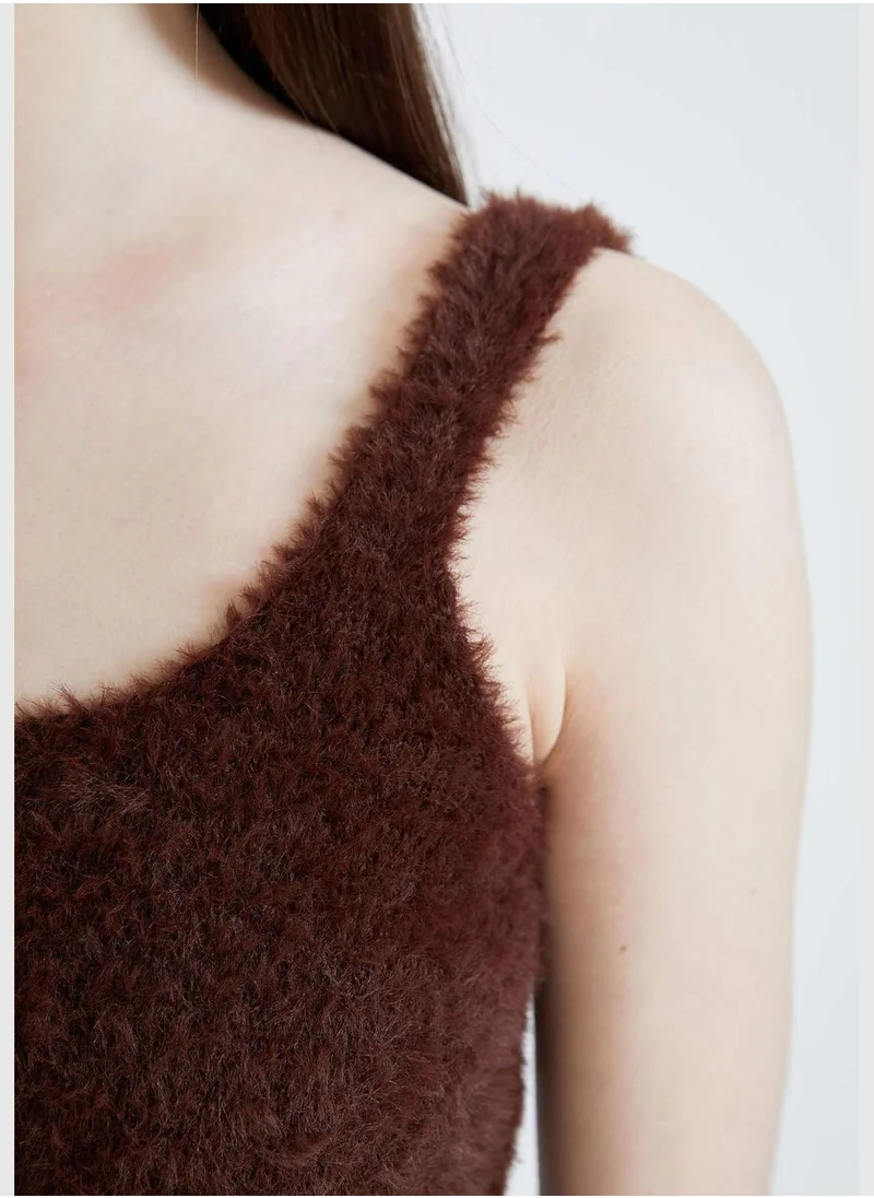 ديفاكتو Square Neck Knit Cropped Top