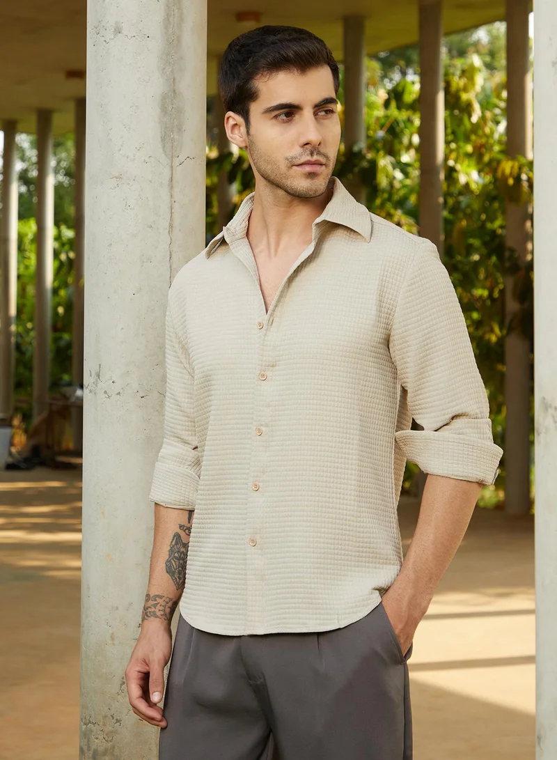 Campus Sutra Men's Cloud Grey Grid-Textured Shirt