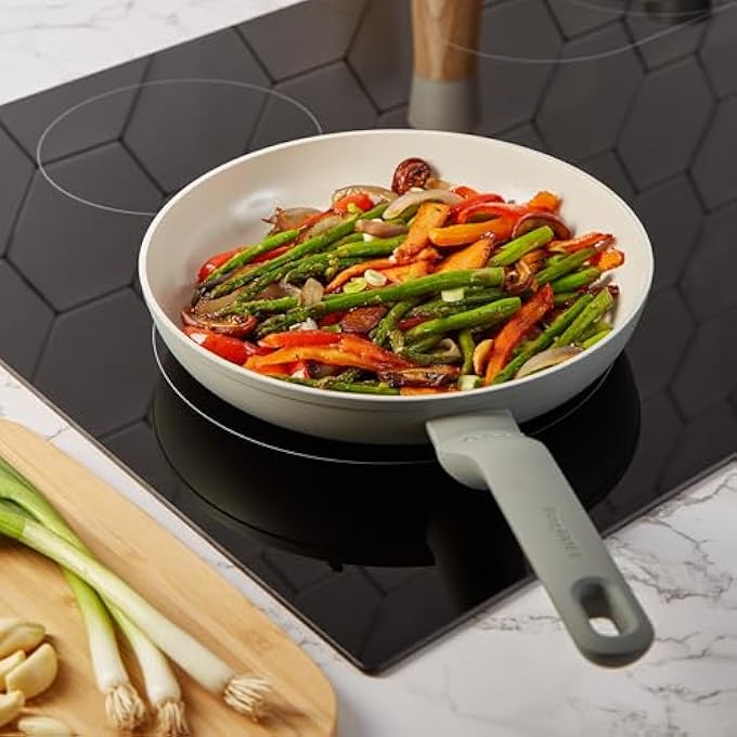 بيرجوف مقلاة سيراميك غير لاصقة من Balance، مقلاة 95، ألومنيوم معاد تدويره، طلاء غير سام، مقبض StayCool، مقلاة حثية 100، طهي صحي مستدام، Moonmist - Image 2