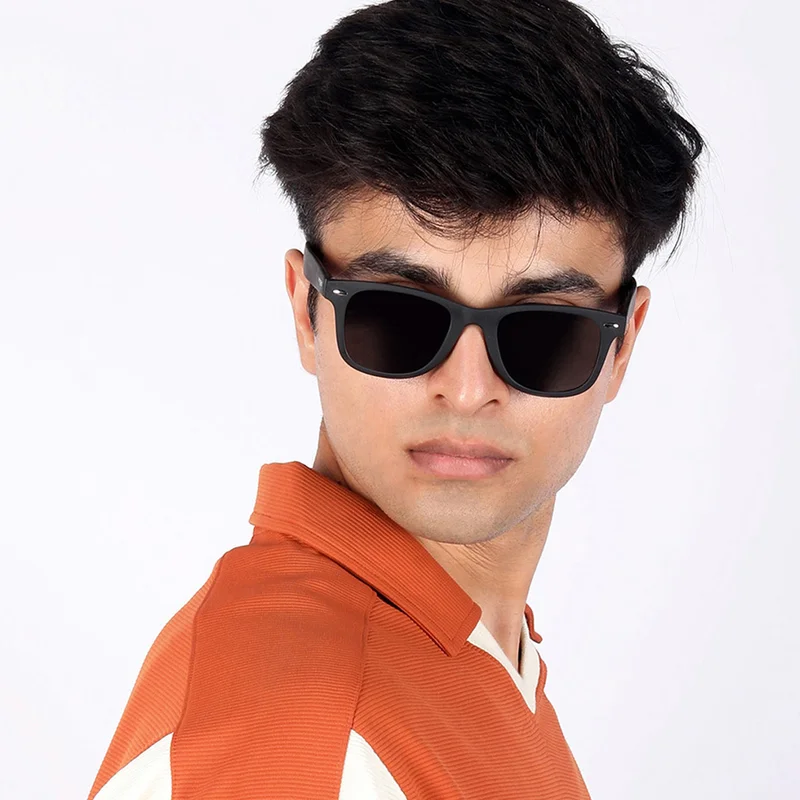 Woggles Black polarized wayfarer sunglasses