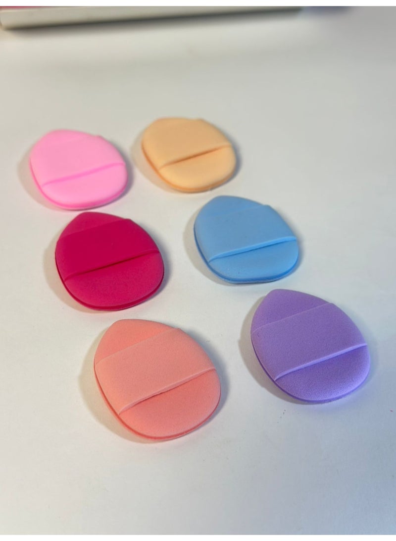 6-piece mini puff powder finger set with a teardrop design; soft and ideal for blending concealer and setting powder under the eyes and in tight corners; washable. - Image 1