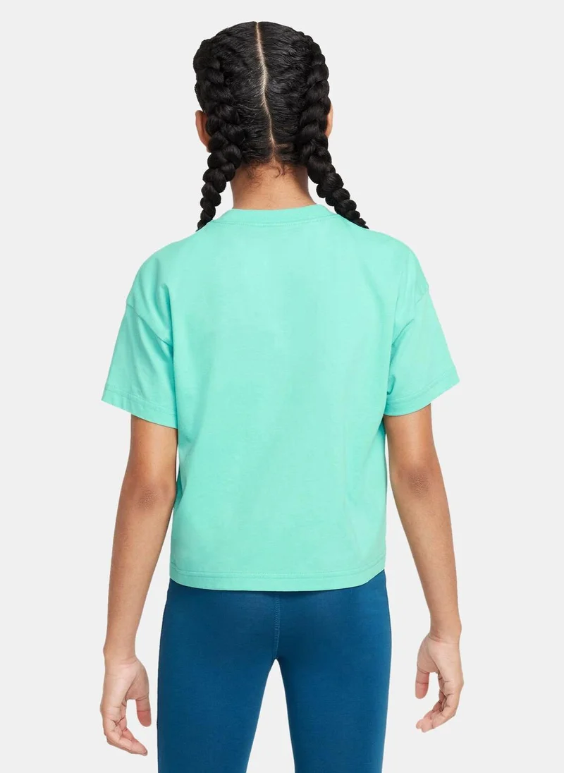 Nike Kids' Sportswear Essential T-Shirt (Older Kids)