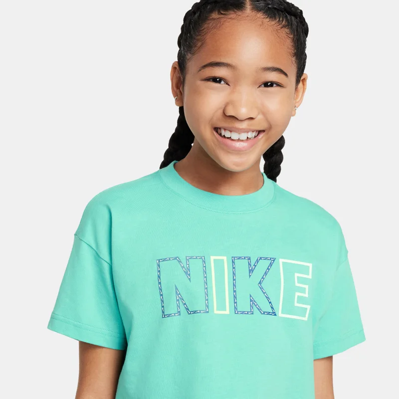 Nike Kids' Sportswear Essential T-Shirt (Older Kids)