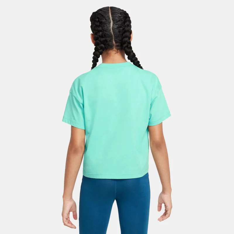 Nike Kids' Sportswear Essential T-Shirt (Older Kids)