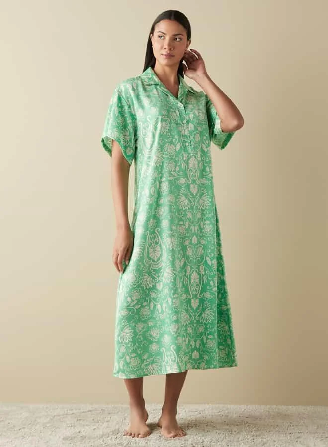 Splash FAV All-Over Print Collared Night Gown with Short Sleeves