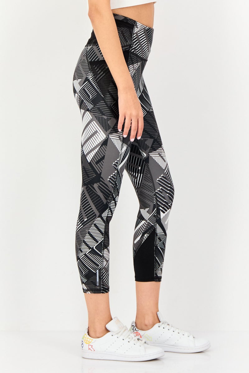 PUMA Women Sportswear Fit 3/4 Training Leggings, Multicolor - Image 2