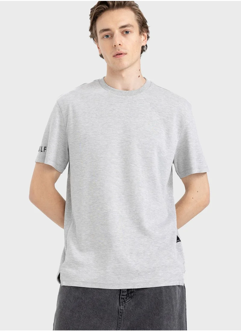 DeFacto Essential Crew Neck T-Shirt