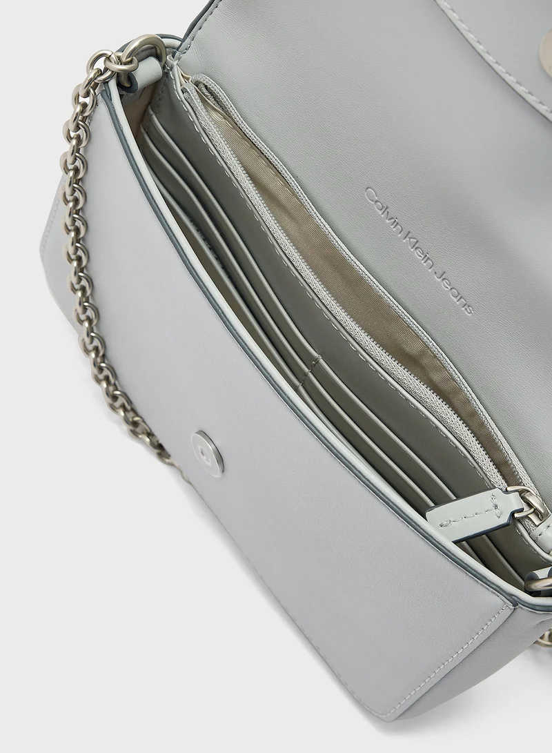 Calvin Klein Jeans Sculpted Ew Flap Phone Crossbody