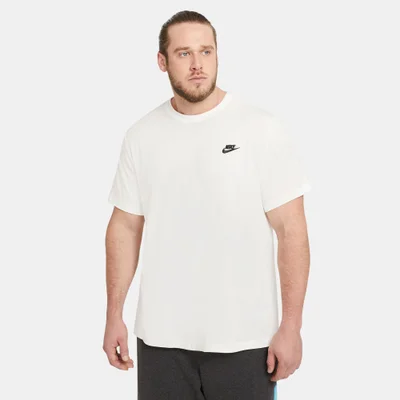Nike Men's Sportswear Club T-Shirt