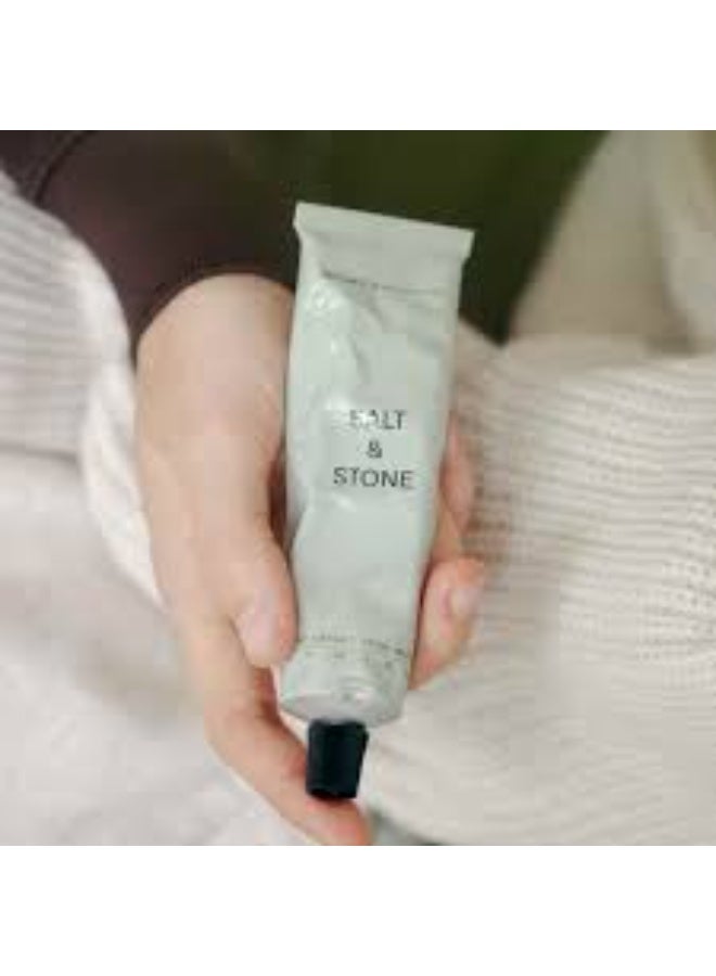 SALT & STONE Handcream Bergamot & Hinoki 60ml - Image 3