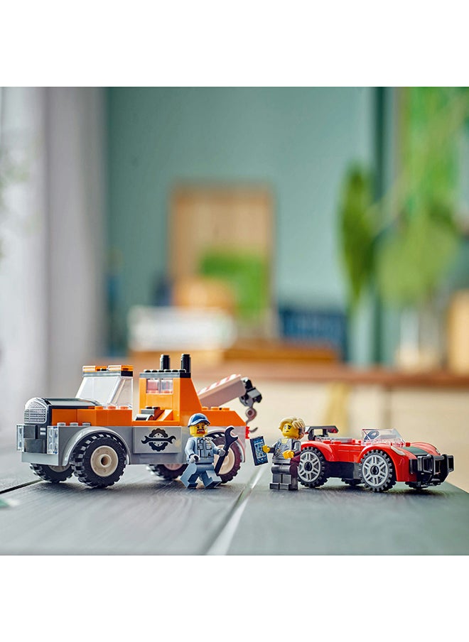LEGO مجموعة لعبة اسعاف المدينة وشاحنة قلاب و سيارة رياضية لإصلاح الاطفال من عمر 4 سنوات فما فوق، هدية عيد ميلاد للأطفال، 2 شخصية صغيرة مع ملحقات تتضمن زراعة قوقعة 60435 (101 قطعة)  - Image 5