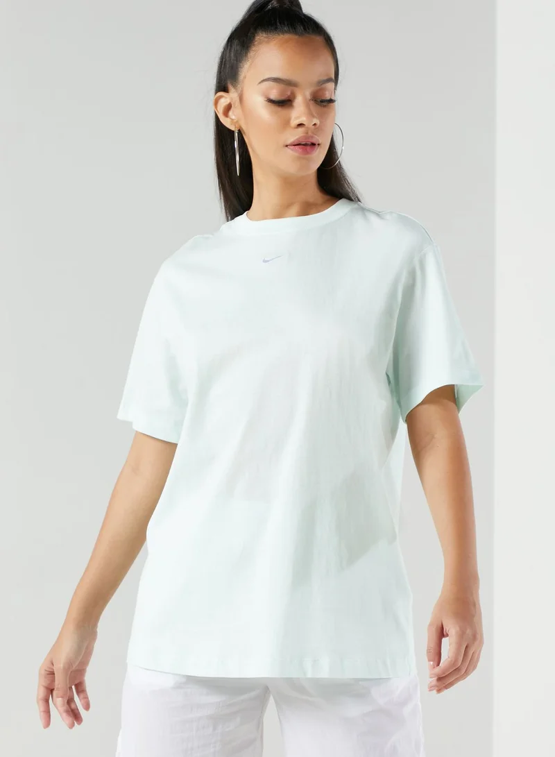 Nike NSW Essential T-Shirt