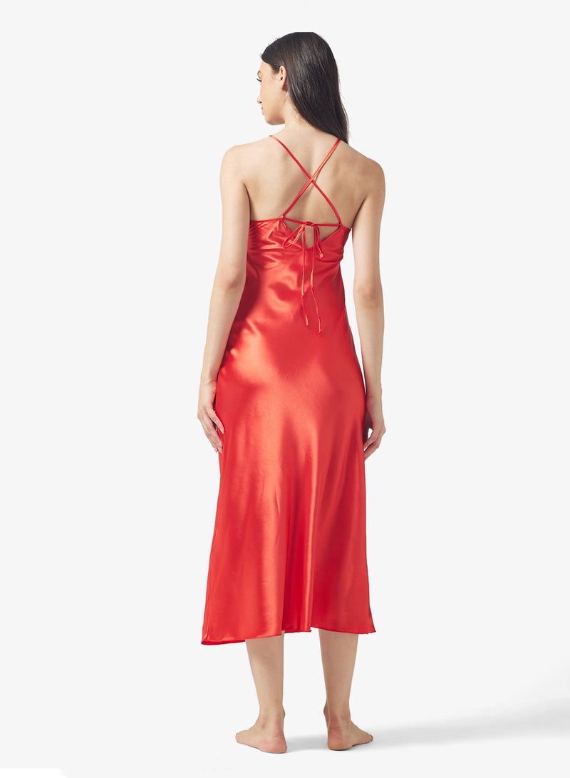 ايلا فستان نوم بياقة هالتر وزهور ثلاثية الأبعاد - Image 2