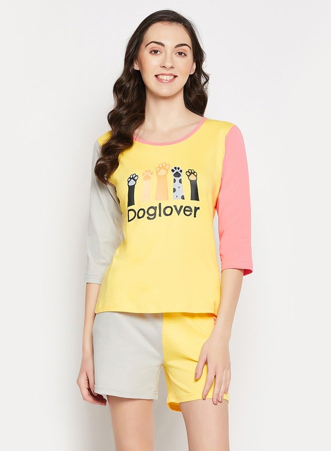 Clovia Graphic Print Colourblocked Top & Shorts Set in Yellow - 100% Cotton - Image 2