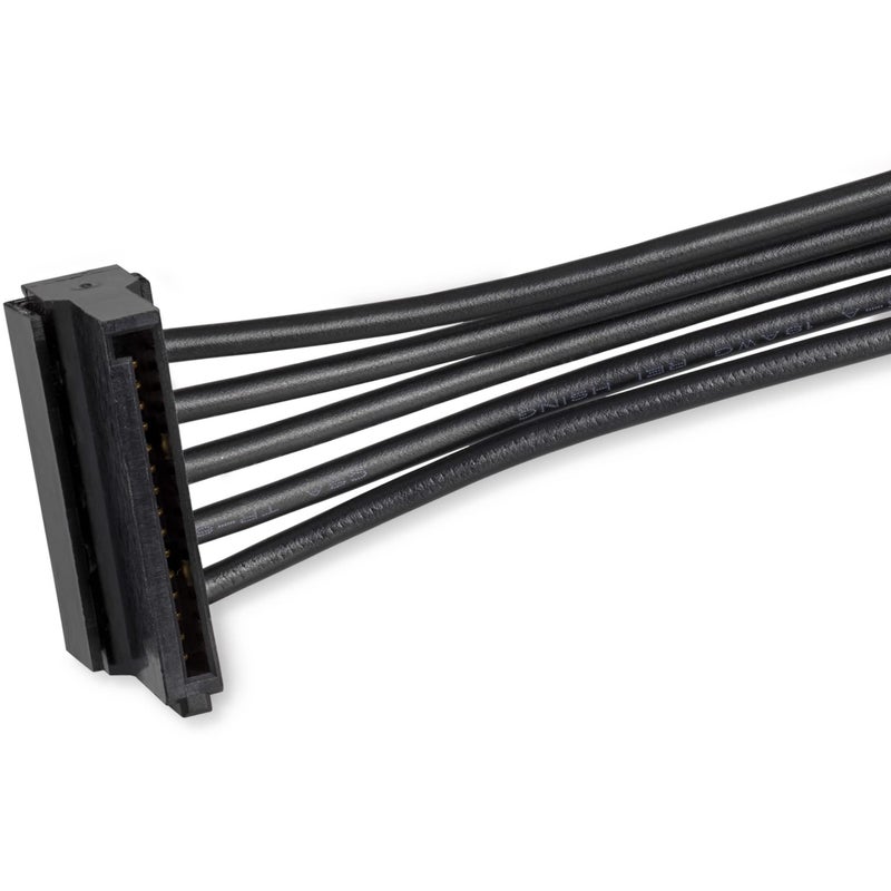 StarTech.com 15.7 in (400 mm) SATA Power Splitter Adapter Cable - M/F - 4x Serial ATA Power Cable Splitter (PYO4SATA) - Image 2