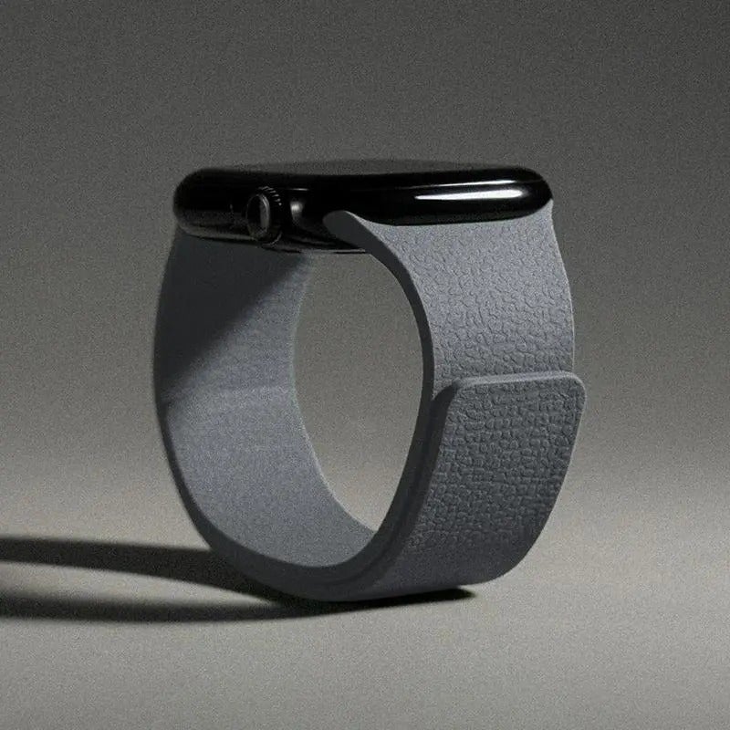 حزام مغناطيسي بتصميم سوار لساعة آبل (40–49مم)، متوافق مع سلسلة iWatch وUltra 2/3 - Image 1