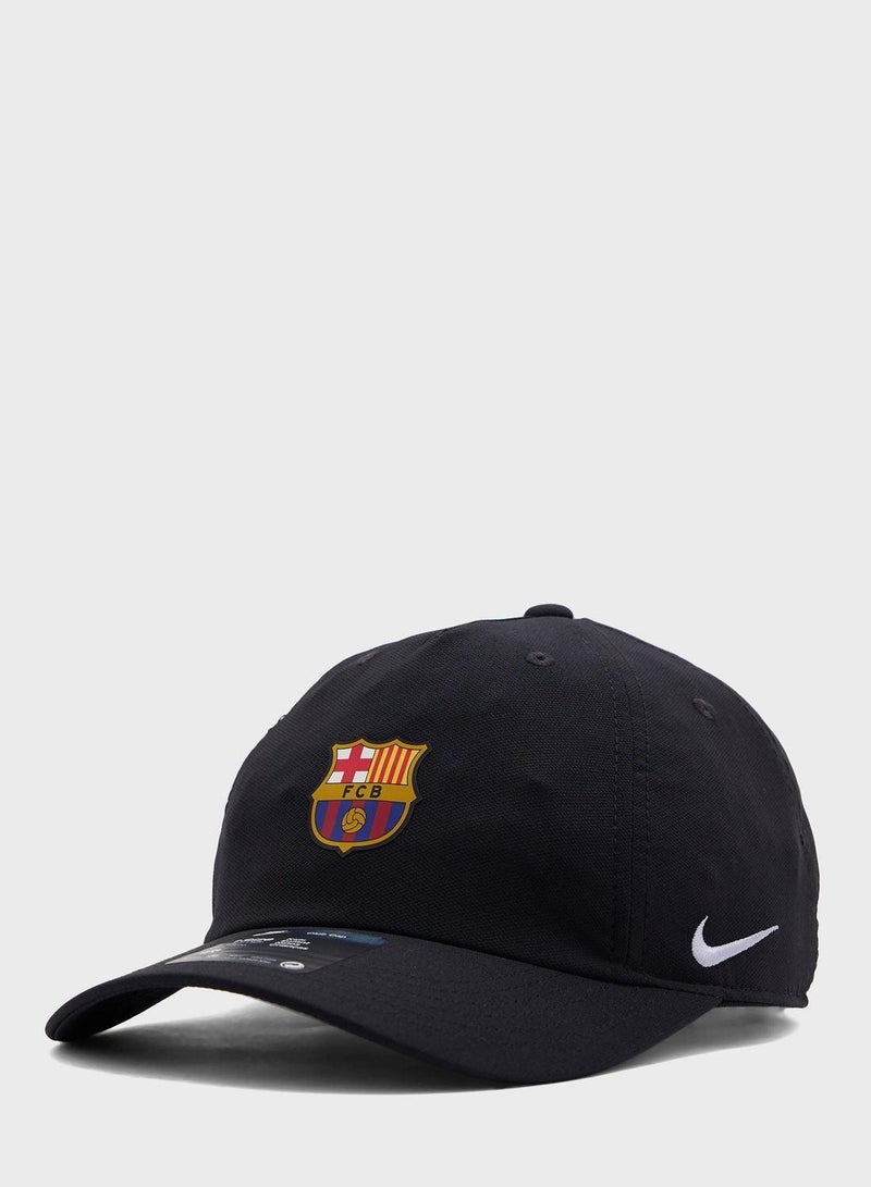 Nike Older Kids' Nike Football Unstructured Cap - Image 1