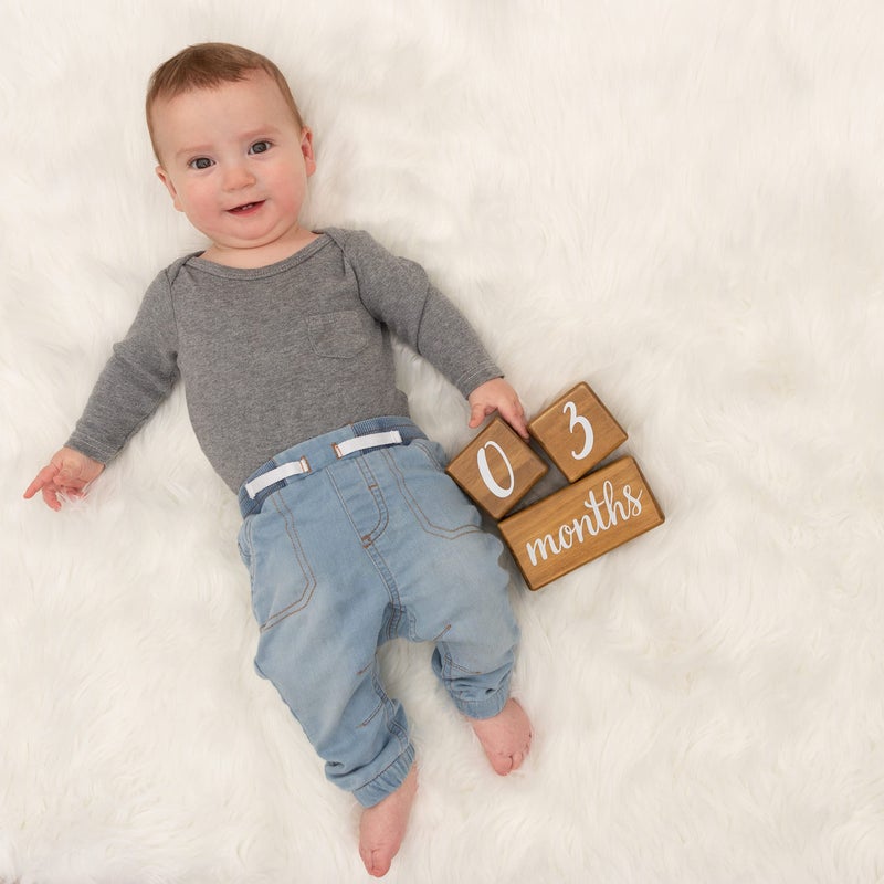 Pondering Pine Baby Milestone Blocks - Natural Brown Stain Pine Wood with Weeks Months Years Grade and Holidays, Newborn Weekly Monthly First Year Picture Props, 6 Block Milestones Age Set with Bag - Image 3