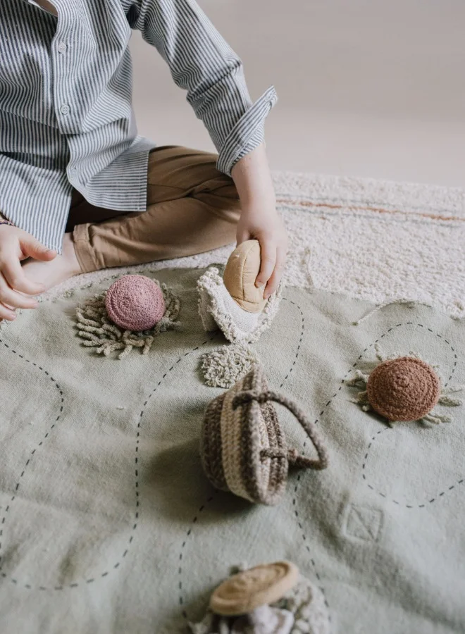 Lorena Canals Snail Toy Set