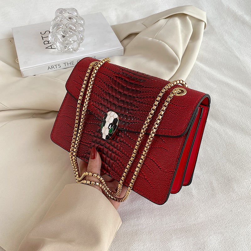 Crocodile Pattern Women'S Bag Trendy Fashionable Shoulder Bag Western Style Crossbody Small Bag Underarm Bag Fashionable Chain Small Square Bag - Image 3