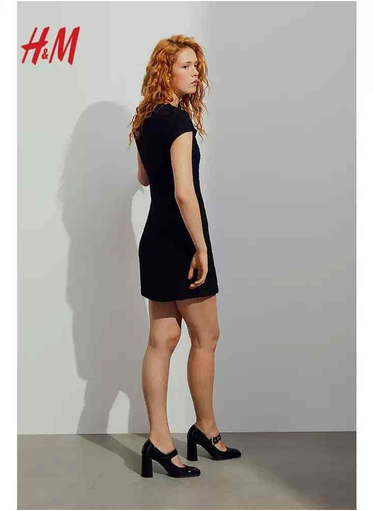 H and M - HM Women's Textured Looped Velvet Slim Fit Square Neck Covered Sleeve Short Dress - Image 1