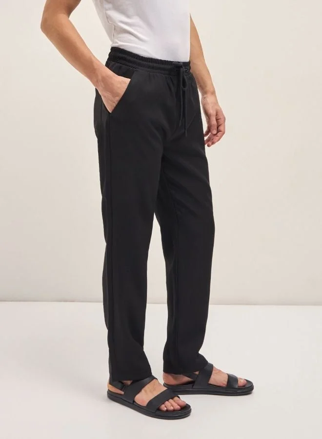 THE BEAR HOUSE  Men's Black Classic Korean-Inspired Elastic Waist Casual Trouser Versatile Office and Travel Pants Comfortable Fit for Everyday Use Easy to Style Bottomwear for Work Weekend and Outings for Men | Best Price UAE