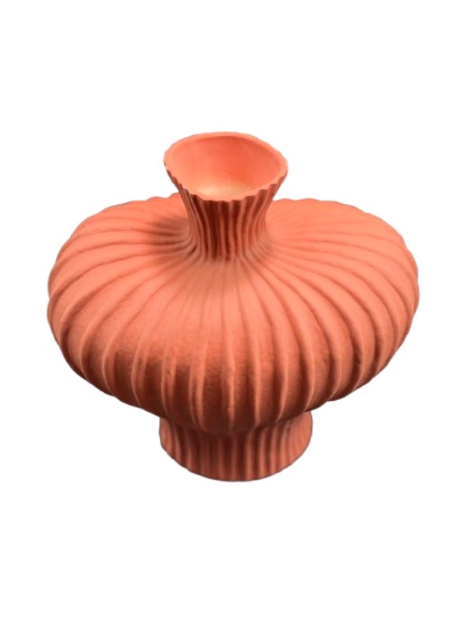 Red Vase Made of Premium Ceramic with a Refined Design – A Distinctive Decorative Piece (22×15.5×22 cm) - Image 1