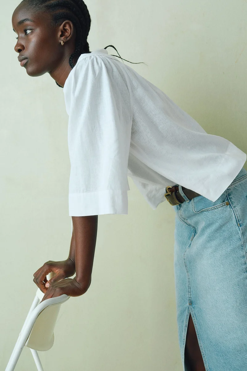 اتش اند ام بلوزة من مزيج الكتان