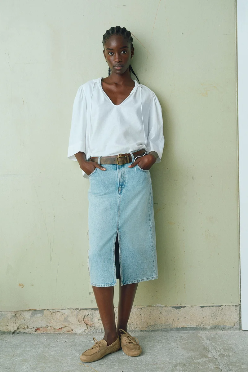 اتش اند ام بلوزة من مزيج الكتان