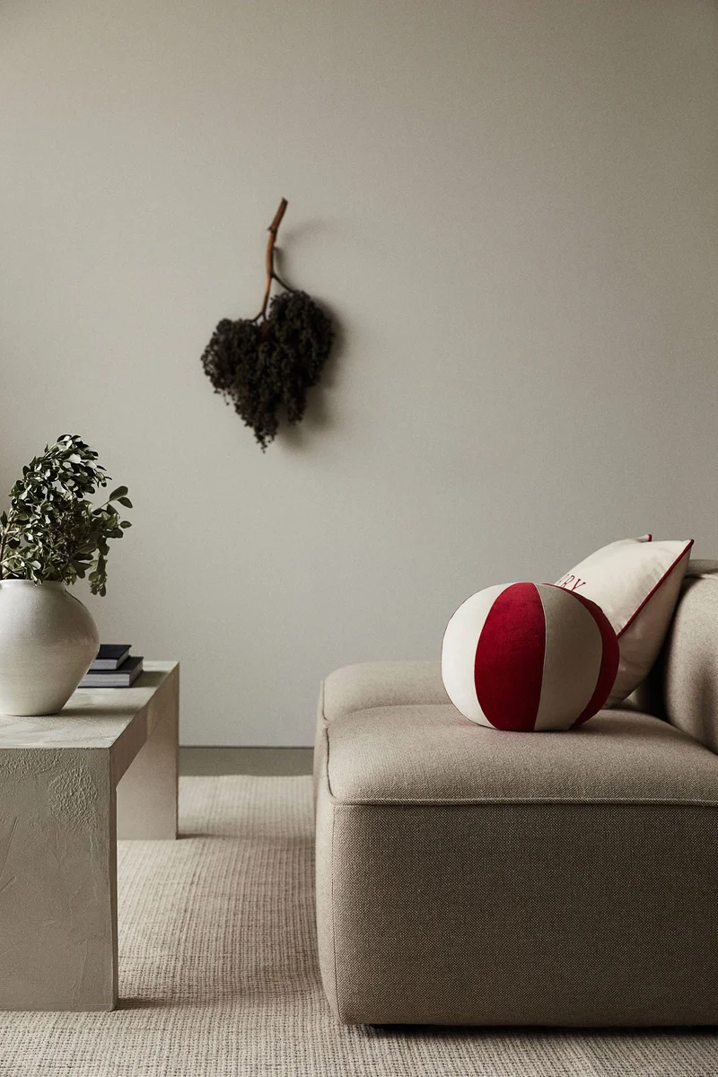 اتش اند ام Spherical Pillow