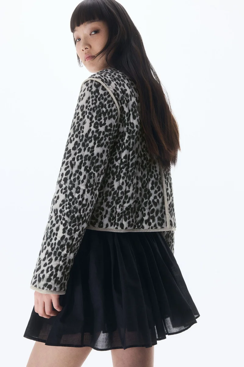 اتش اند ام جاكيت بتصميم محشو