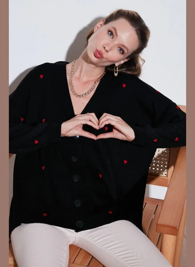 ليلا كارديجان ليلا نسائي محبوك بياقة على شكل حرف  وقصة كاجوال