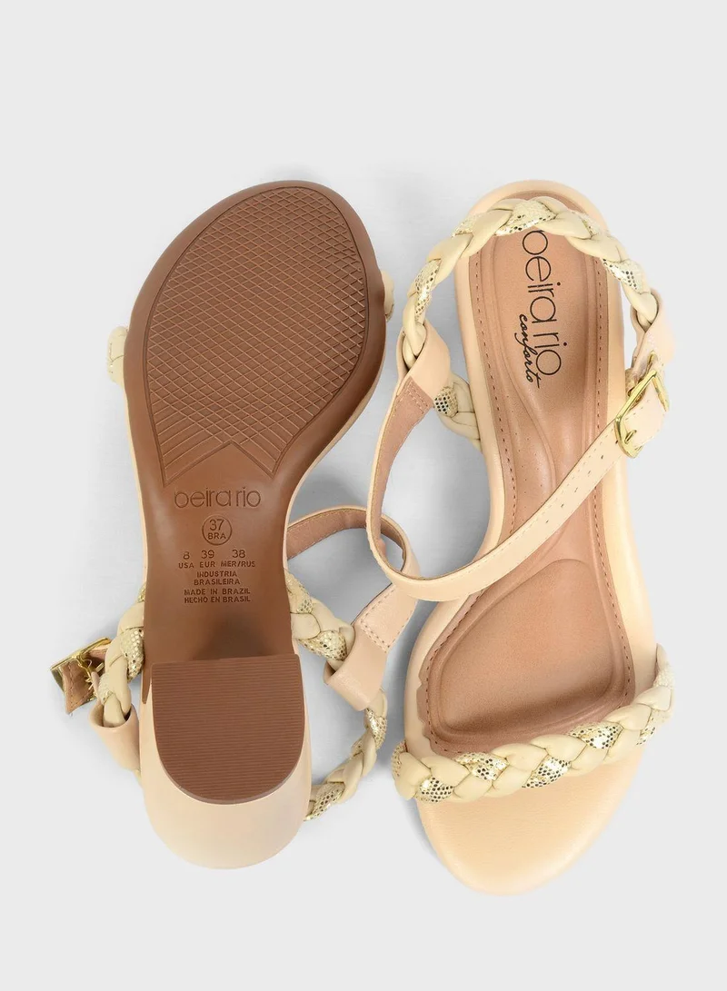 بيرا ريو Mouna Sandals