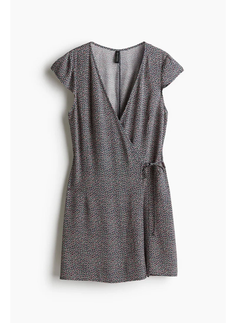 اتش اند ام Crêpe wrap dress