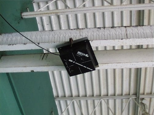 Bird-X Bird-X Quadblaster QB-4, Ultrasonic Bird Preventer with Optional Strobe Light and 4 Built-in Speakers, Ideal for Indoors and Semi-Enclosed Areas, Covers 6,500 sq. ft.  - Image 3