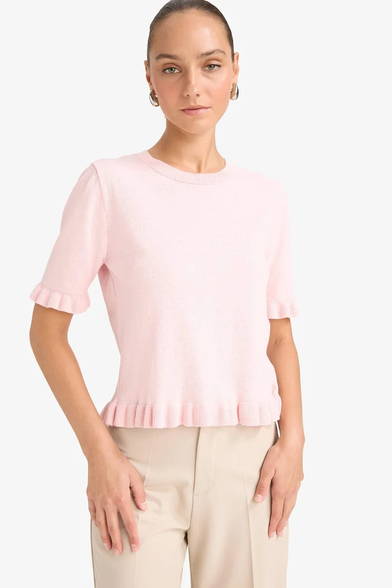 ديفاكتو Regular Fit Crew Neck Short Sleeve Pullover