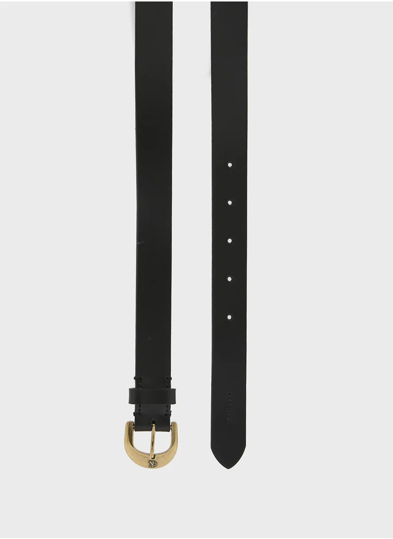 كالفن كلاين جينز Buckle Detailed Belt