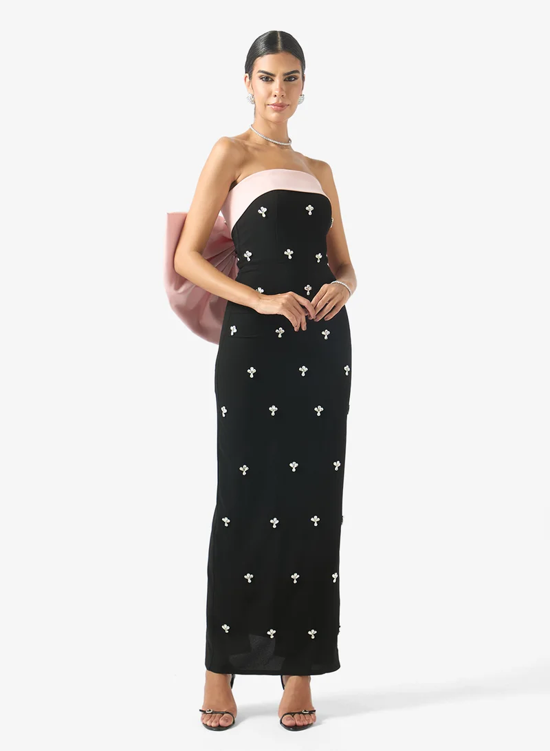اكاديا فاشن RIBBON BACK CRYSTAL CREPE DRESS