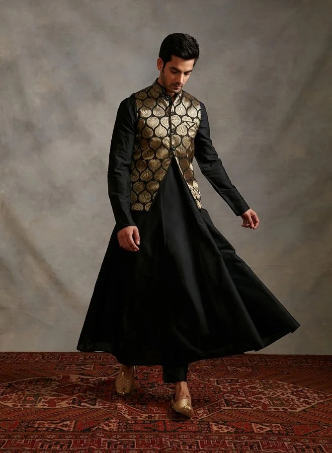 Abhishti Banarasi zari jacket - Metallic Black