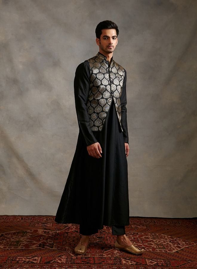 Abhishti Banarasi zari jacket - Metallic Black  - Image 3