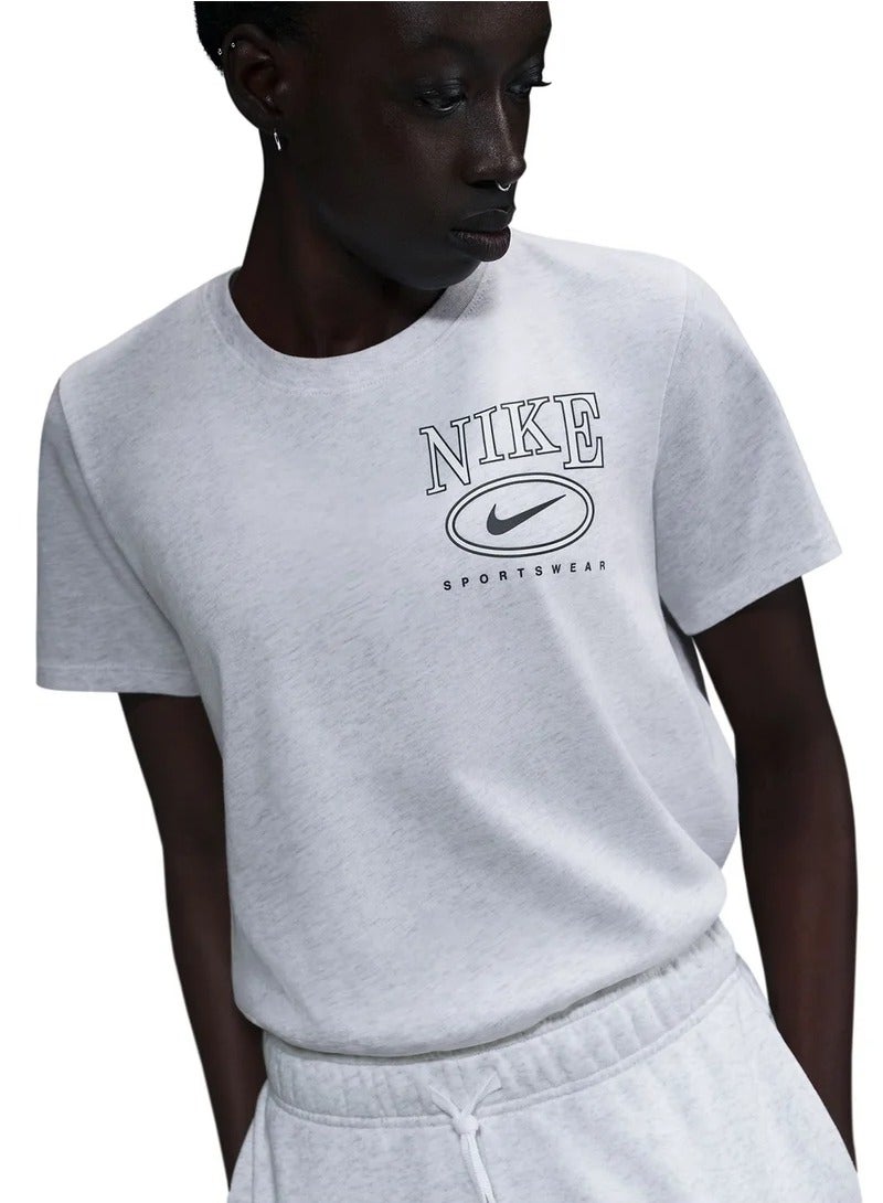 Nike W Nsw Club Ss Tee Cc - Image 3