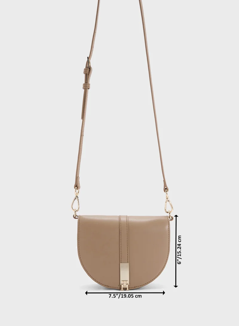 TOMMY HILFIGER HERITAGE SADDLE BAG